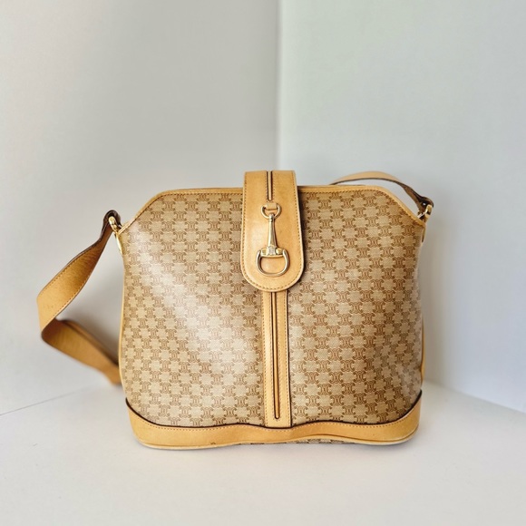 FRENCH GIRLS 🥖 Celine Horsebit Blonde - Picture 11 of 14